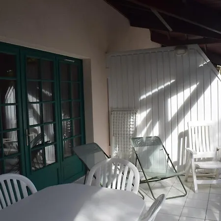 Sans Vis à Vis, Piscine, Prés Du Golf Et De L'océan Appartamento *