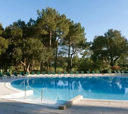 Sans Vis à Vis, Piscine, Prés Du Golf Et De L'océan *